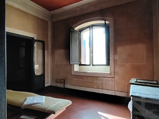 Appartamento in Vendita a Carrara, 150'000€, 120 m²
