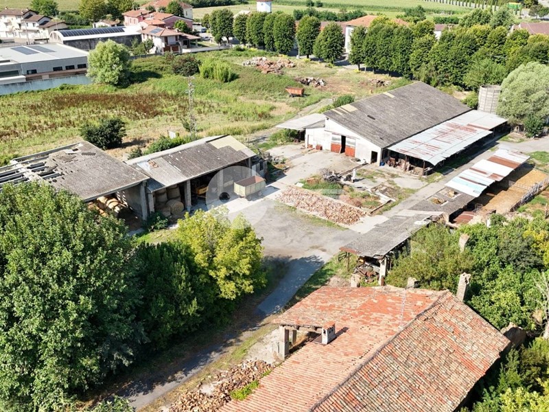 Terreno edificabile in Vendita a Visano, 1'030'000&euro;, 15840 m²