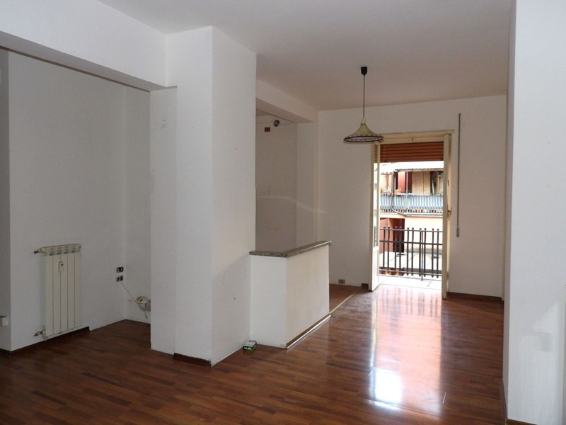 Quadrilocale in Affitto a Terni, 650€, 128 m²