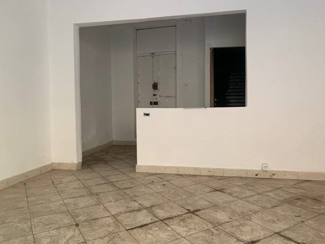 Immobile commerciale in Vendita a Osio Sotto, 40'000€, 40 m²