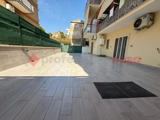 Quadrilocale in Vendita a Gaeta, 120 m², arredato