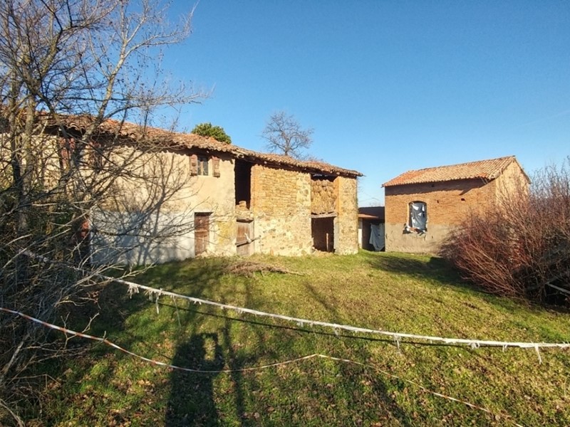 Casa Indipendente in Vendita a Valsamoggia, 115'000€, 300 m², con Box