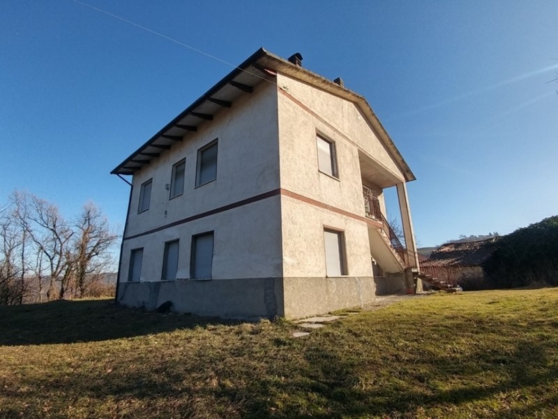 Casa Indipendente in Vendita a Zocca, 115'000€, 300 m², con Box