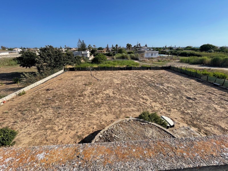 Villa in Vendita a Ispica, zona Santa Maria Del Focallo, 75'000&euro;, 70 m²