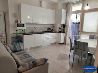 Trilocale in Vendita a Viareggio, 220'000€, 57 m², arredato