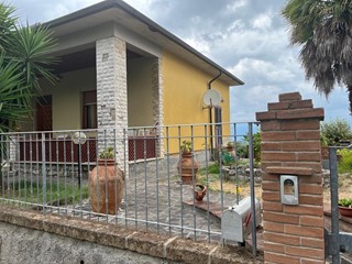Casa Indipendente in Vendita a Terricciola, zona Soiana, 285'000&euro;, 150 m², con Box