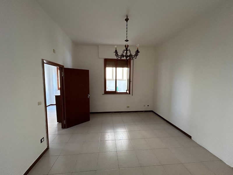 Quadrilocale in Vendita a Rapolano Terme, 115'000€, 98 m², con Box