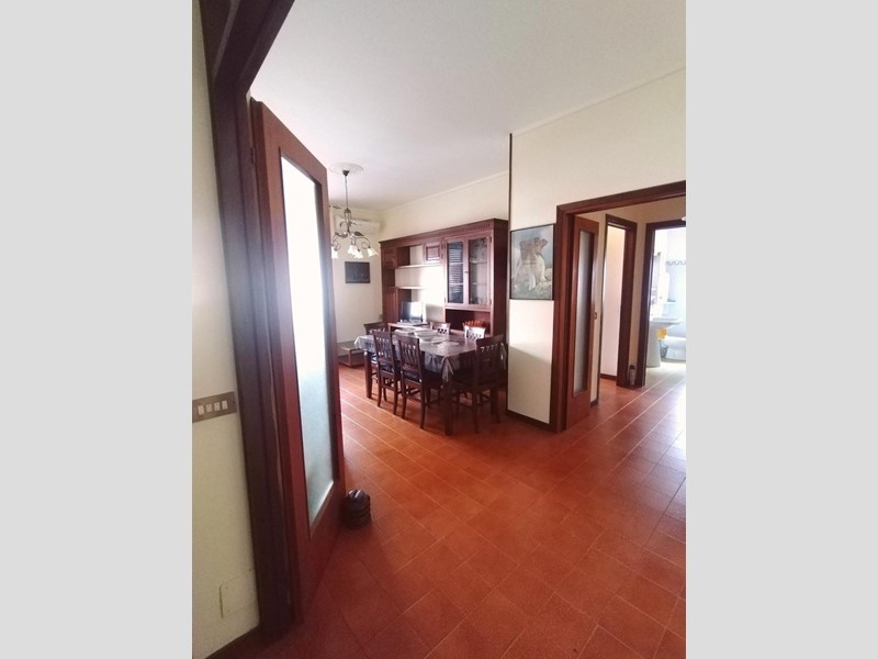 Quadrilocale in Vendita a Carrara, 165'000€, 90 m², arredato