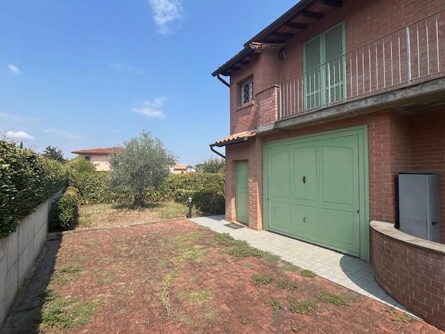 Trilocale in Vendita a Terricciola, zona Selvatelle, 195'000€, 80 m², arredato, con Box