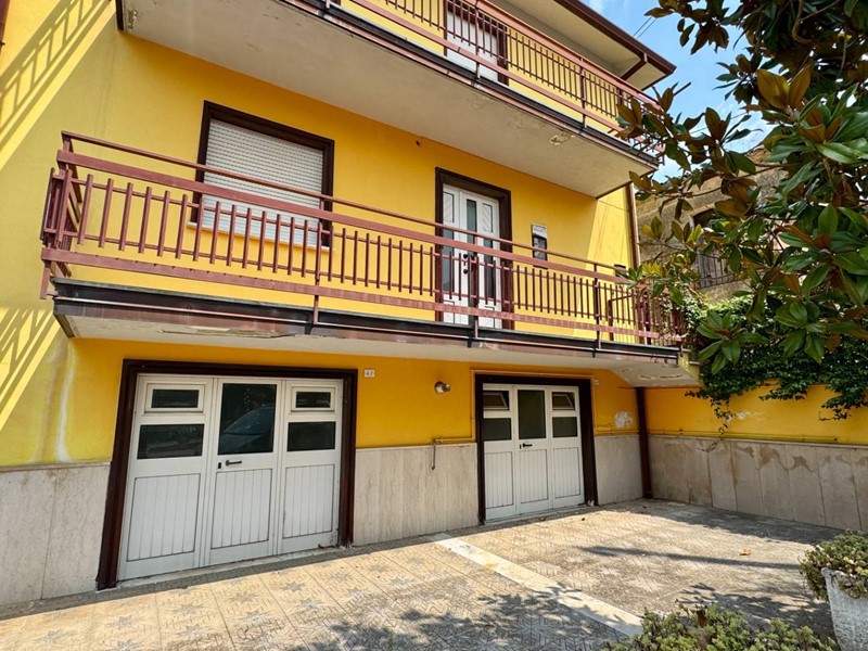 Appartamento in Vendita a Sant'Arcangelo Trimonte, 55'000€, 120 m²