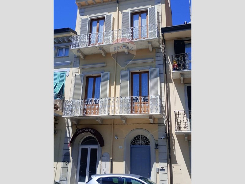 Appartamento in Vendita a Viareggio, 549'000€, 180 m²