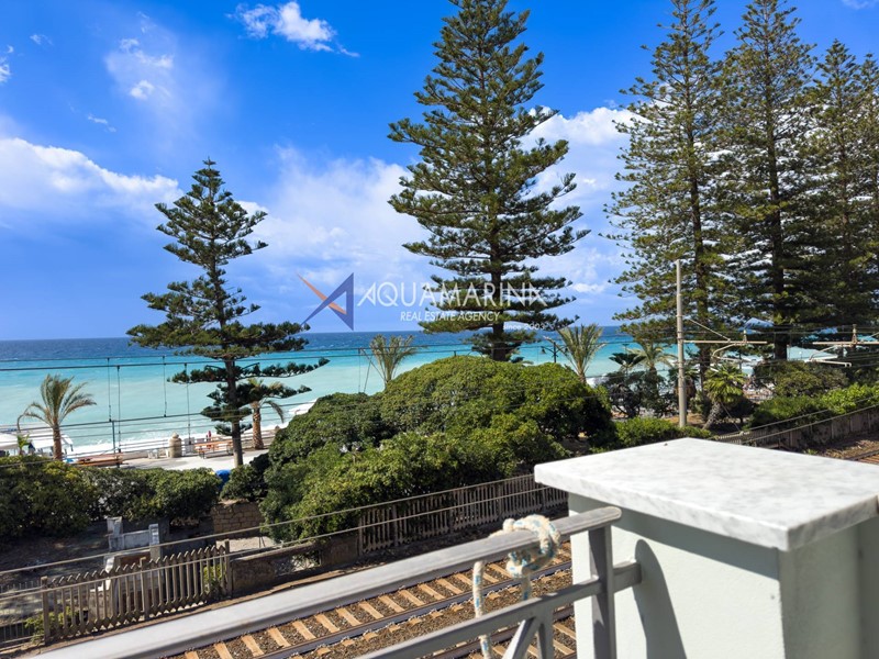 Bilocale in Vendita a Bordighera, 451'000€, 69 m²