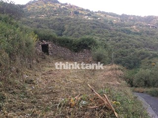 Rustico in Vendita a Gallodoro, 25'000€, 100 m²