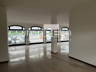 Negozio in Vendita a Treviso, 165'000€, 124 m²