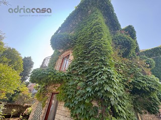 Villa in Vendita a Montecopiolo, 195'000&euro;, 300 m²