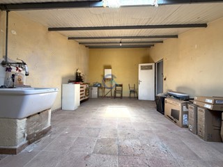 Capannone in Vendita a Catanzaro, zona Catanzaro Lido, 15'000&euro;, 45 m²