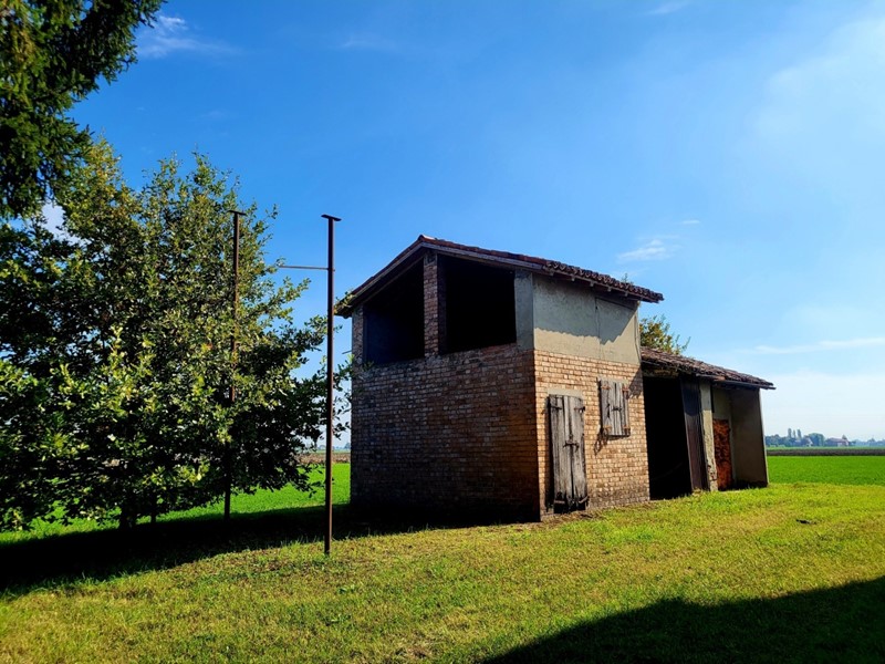 Casa Semi Indipendente in Vendita a Sissa Trecasali, zona Trecasali, 41'000&euro;, 175 m²