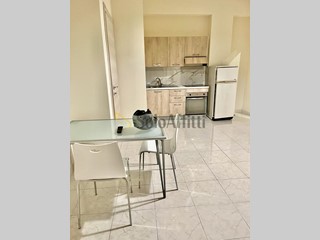 Bilocale in Affitto a Pescara, zona Corso Vittorio Emanuele, 520€, 50 m², arredato