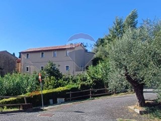 Rustico in Vendita a Santa Luce, 510'000€, 375 m²