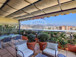 Attico in Vendita a Bergamo, 480'000€, 222 m²