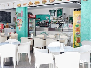 Attività commerciale in Vendita a Cattolica, 59'000€, 118 m²