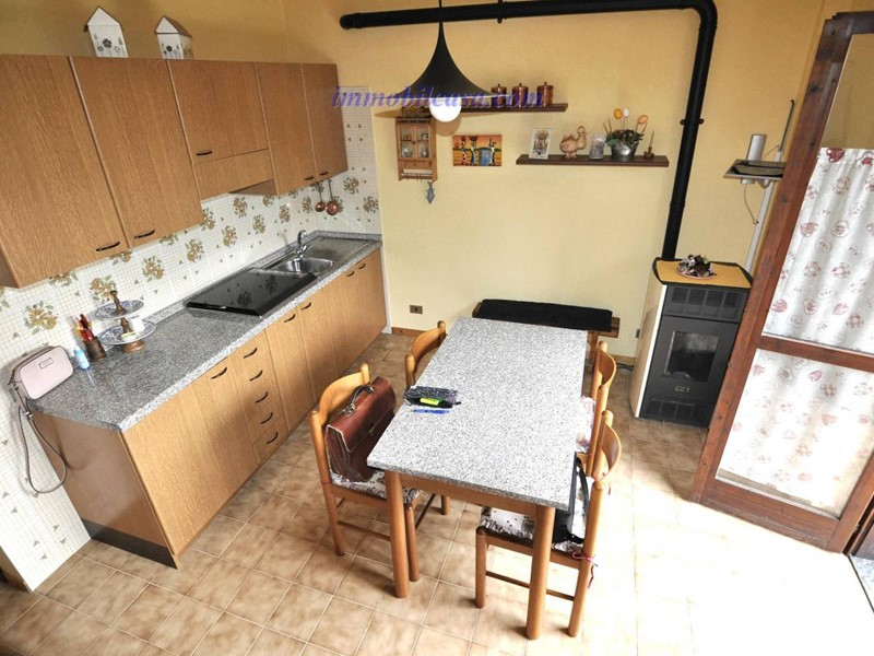 Bilocale in Vendita a Robilante, 52'000€, 46 m², arredato