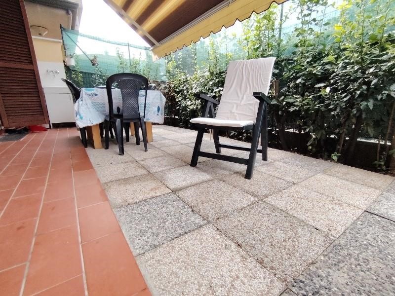 Trilocale in Vendita a Massa, zona Marina di Massa, 259'000&euro;, 65 m², arredato, con Box