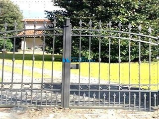 Villa in Vendita a Massa, zona Poveromo, 800'000&euro;, 167 m², arredato, con Box