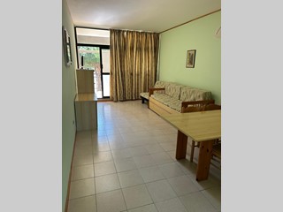 Monolocale in Vendita a Bibbona, zona Marina di Bibbona, 110'000€, 33 m², arredato