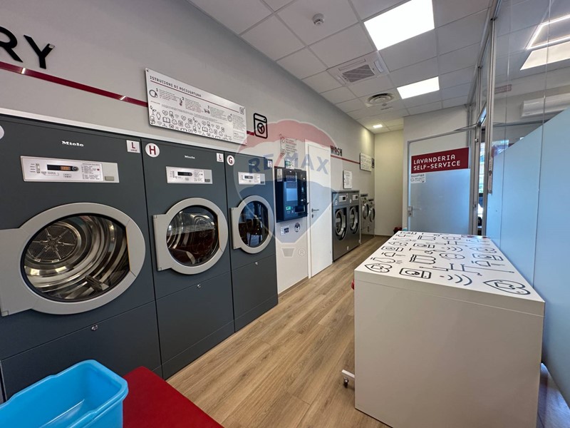 Attività commerciale in Vendita a Cannobio, 120'000€, 40 m²