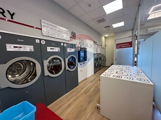 Attività commerciale in Vendita a Cannobio, 120'000€, 40 m²