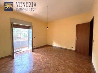 Trilocale in Vendita a Sciacca, 75'000€, 86 m²