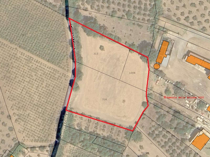 Terreno agricolo in Vendita a Mozzagrogna, 32'000€, 4970 m²