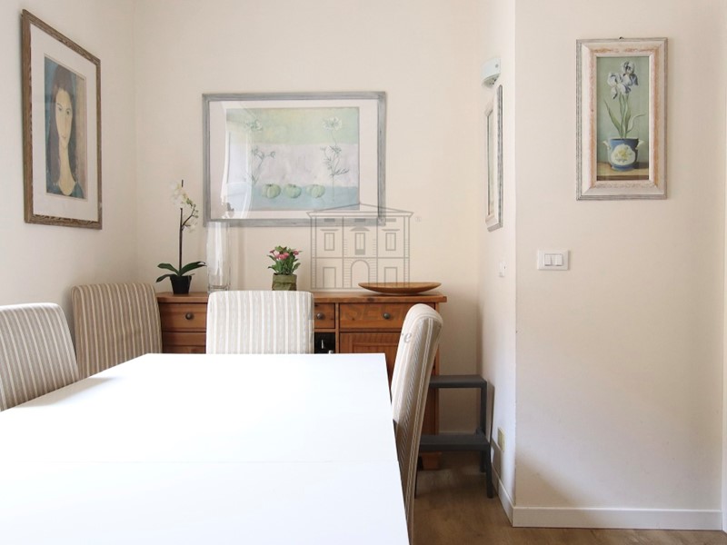 Appartamento in Vendita a Lucca, zona Centro storico, 430'000€, 95 m²