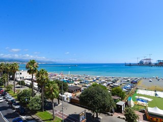 Quadrilocale in Vendita a Vado Ligure, 240'000€, 127 m²