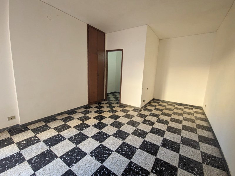 Bilocale in Vendita a Sanremo, 95'000€, 71 m²