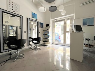 Immobile commerciale in Vendita a Catanzaro, zona Catanzaro Lido, 100'000&euro;, 40 m²