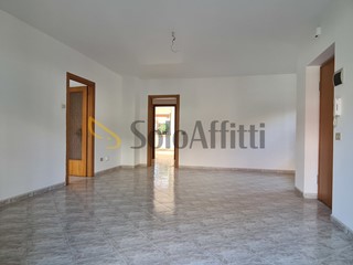 Trilocale in Affitto a Montesilvano, zona Viale Europa, 550€, 114 m²