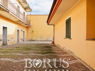 Villa in Affitto a San Cipriano d'Aversa, 650€, 100 m²