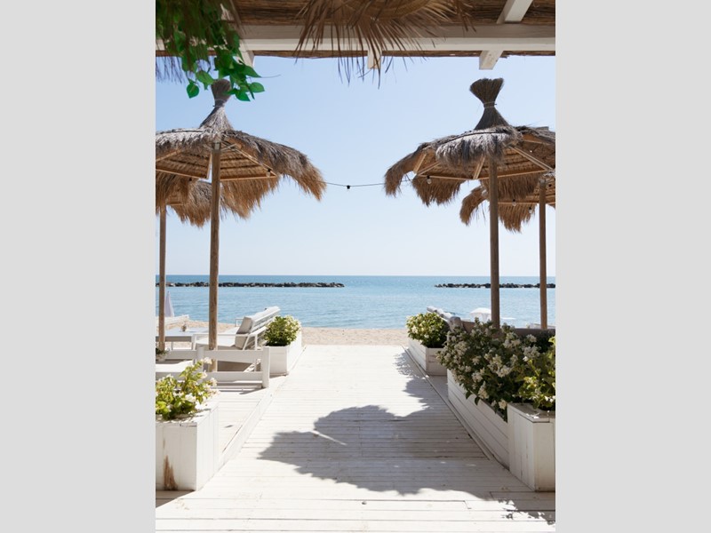 Attività commerciale in Vendita a Grottammare, 4'750'000€, 3800 m², arredato