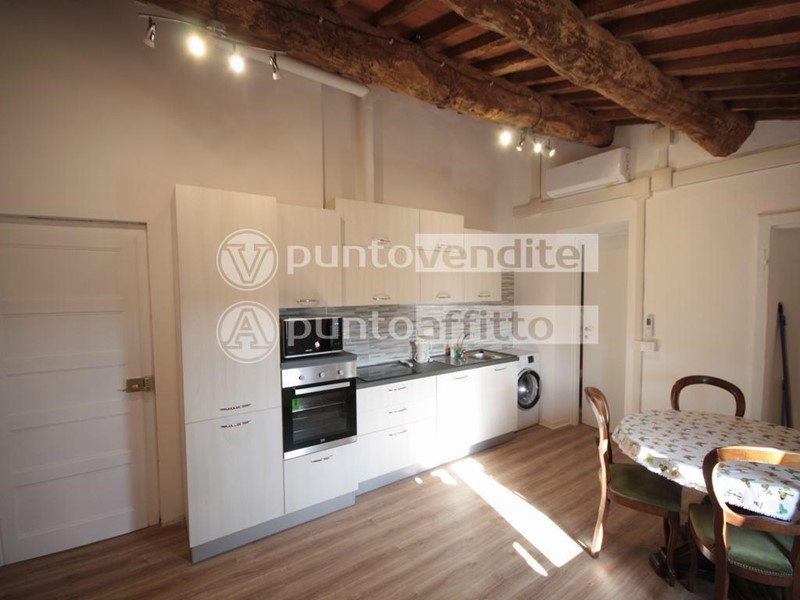 Trilocale in Affitto a Lucca, zona Ponte a Moriano, 680€, 55 m², arredato