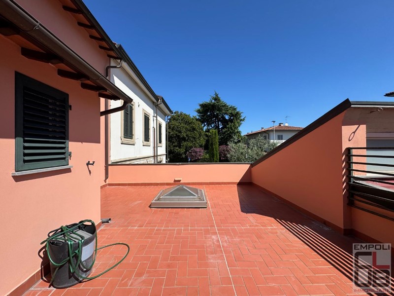Trilocale in Affitto a Empoli, 770&euro;, 65 m², arredato
