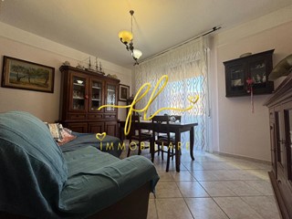 Appartamento in Vendita a Collesalvetti, zona Stagno, 225'000&euro;, 115 m²