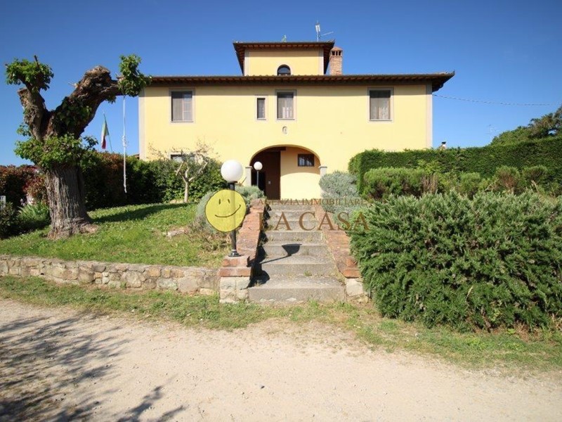Quadrilocale in Vendita a Reggello, zona Matassino, 260'000€, 90 m²
