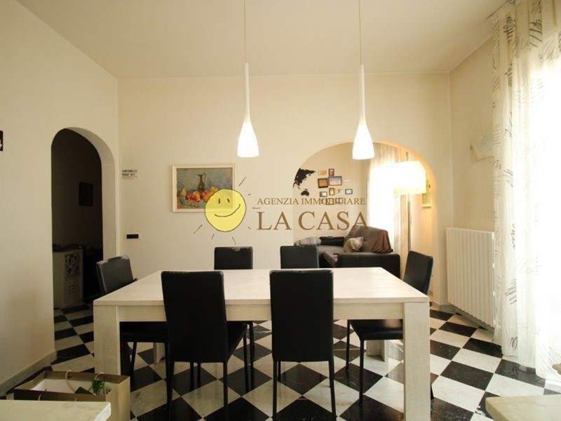 Trilocale in Vendita a Figline e Incisa Valdarno, zona Incisa, 160'000€, 60 m², arredato