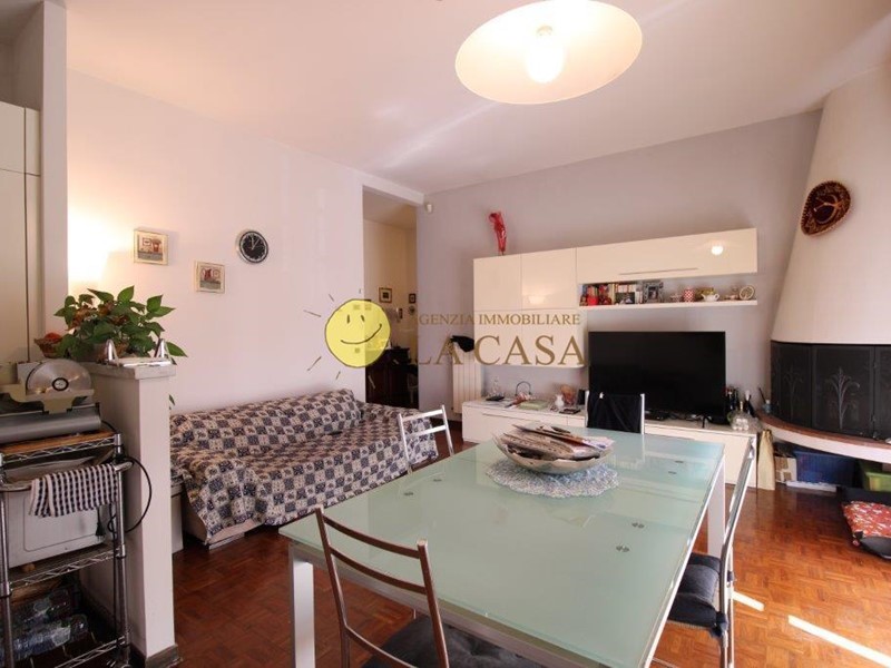 Trilocale in Vendita a Reggello, zona Cetina, 175'000€, 85 m²