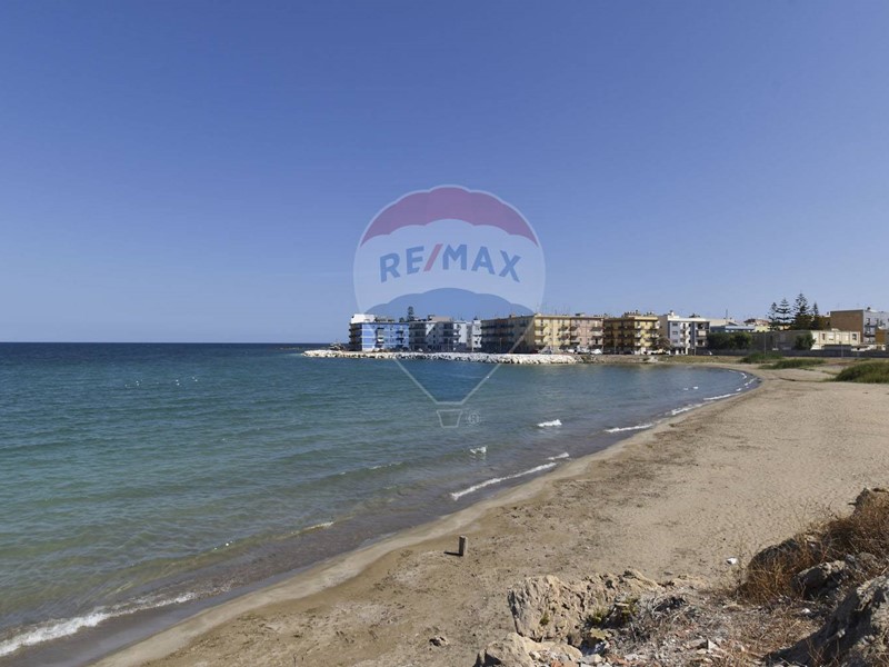 Quadrilocale in Vendita a Augusta, 85'000€, 163 m²