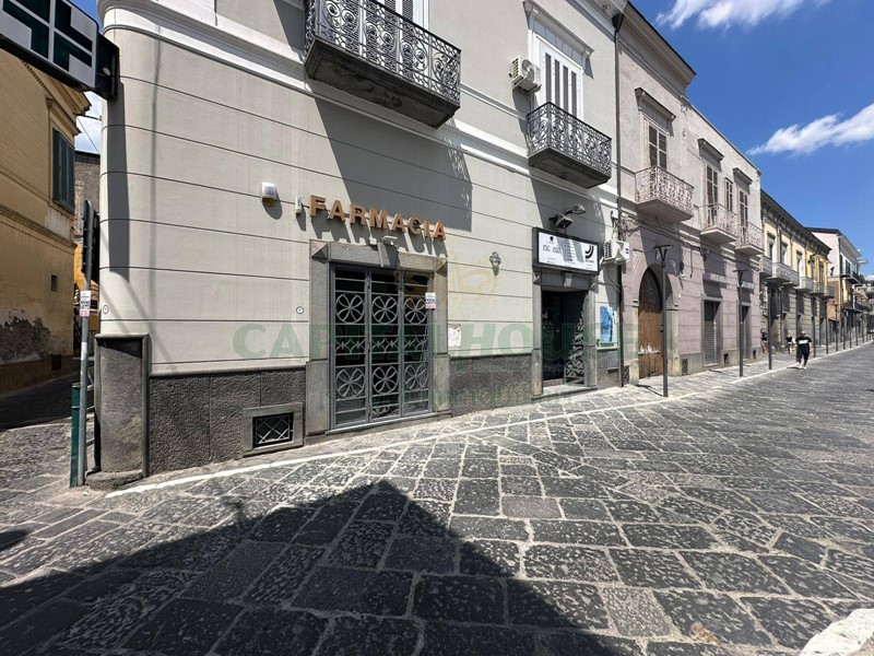 Immobile commerciale in Affitto a Terzigno, 900€, 100 m²