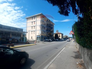 Trilocale in Vendita a Cuveglio, 58'000€, 73 m²