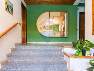 Appartamento in Vendita a Catania, 172'000&euro;, 149 m²